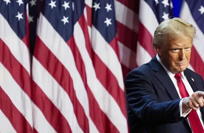 ترامب يطالب "نيويورك تايمز" وأكبر دار نشر في العالم بـ 10 مليارات دولار تعويضا عن التشهير