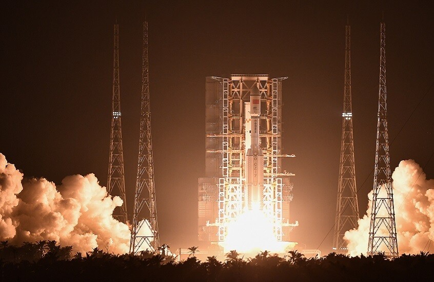 الصين تطلق مركبة الشحن "تيانتشو-8" إلى محطتها الفضائية (فيديو)