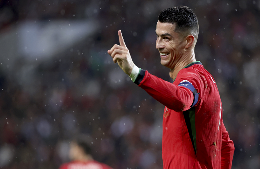 بعد ثنائيته في شباك بولندا.. كم يحتاج رونالدو لتحقيق "حلم الألف هدف" قبل اعتزاله
