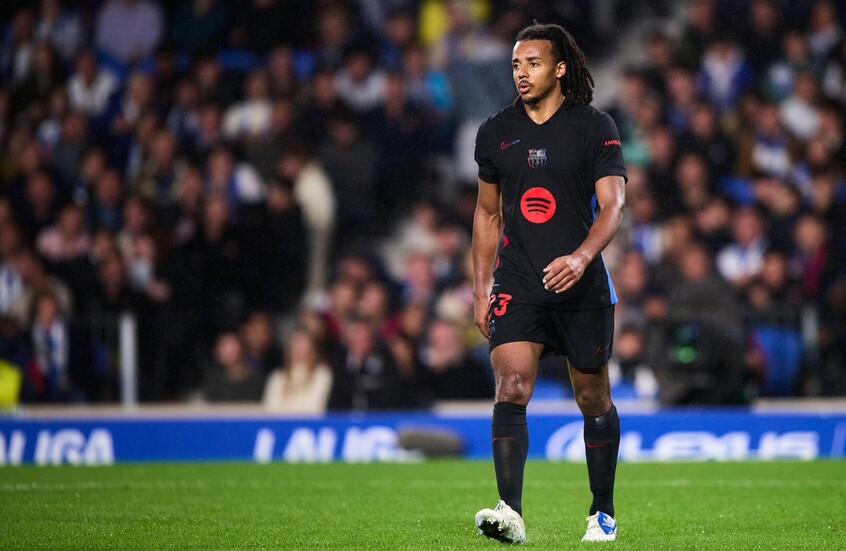 "كلام لا معنى له".. نجم برشلونة يكذب صحيفة ماركا الإسبانية (صورة)