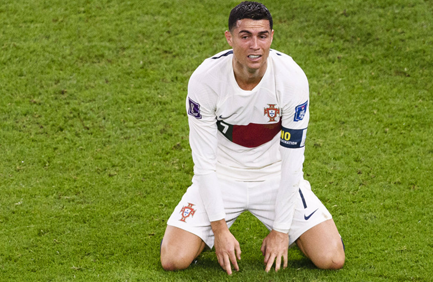 النصر السعودي يقترب من ضم نجم مغربي "أبكى" رونالدو في مونديال قطر (فيديو)