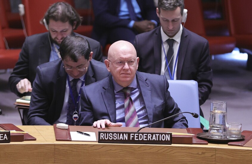 نيبينزيا: الإدارة الأمريكية وبريطانيا وفرنسا تجر أوروبا إلى تصعيد خطير