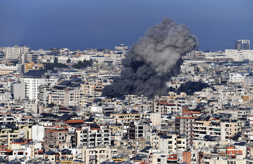 الجيش الإسرائيلي ينفذ تحذيره ويشن 3 غارات على الضاحية الجنوبية (صور + فيديو)