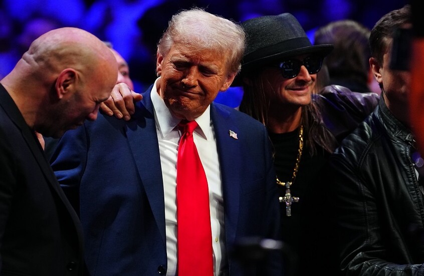 سفير واشنطن الأسبق لدى إسرائيل ومصر: ترامب يشكل حكومة "خلق مشاكل" في الشرق الأوسط