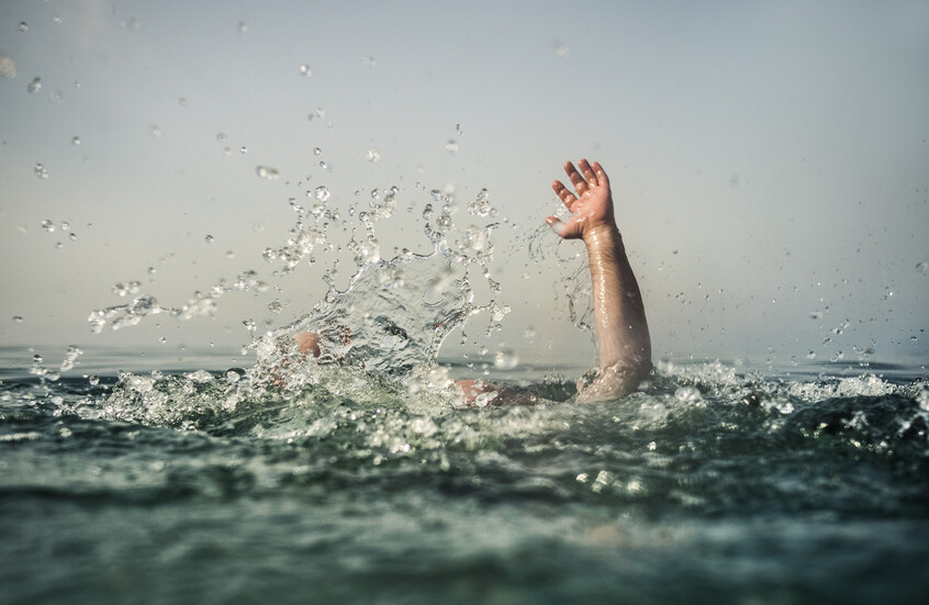 انتشال جثة شاب سعودي من البحر في إيطاليا