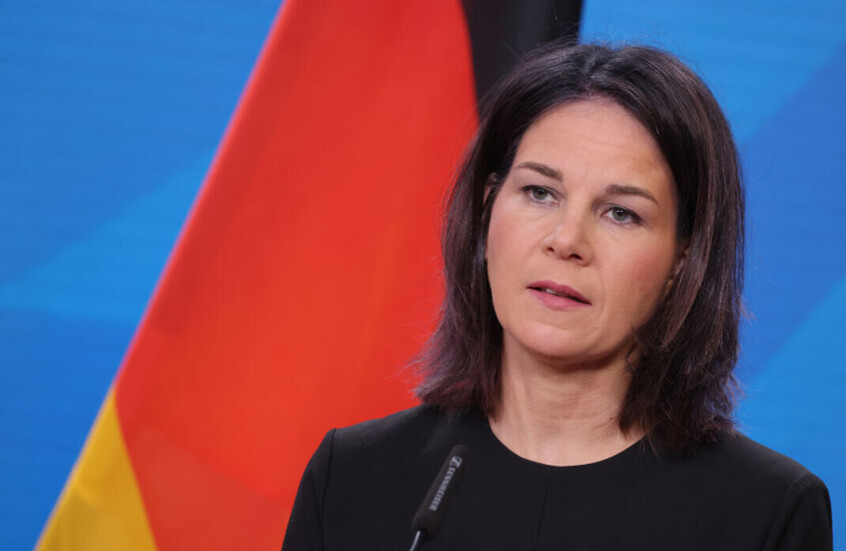 بيربوك تلمح إلى إمكان اعتقال نتنياهو في حال دخوله إلى ألمانيا