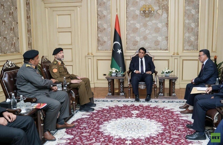 رئيس الأركان الليبي يطلع المنفي على تطورات ملف الحدود