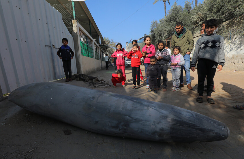 منظمة دنماركية تحذر: الذخائر غير المنفجرة ستهدد سكان غزة حتى بعد توقف القتال