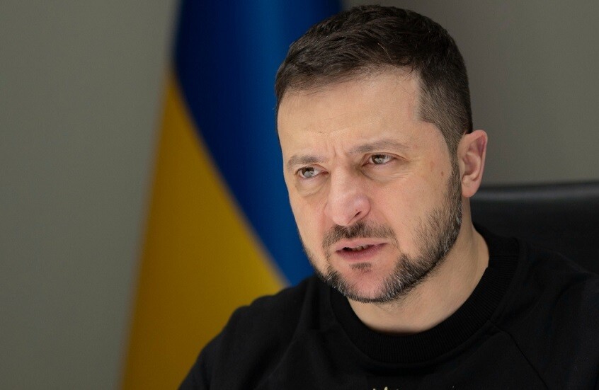 زيلينسكي يعين قائدا جديدا للقوات البرية