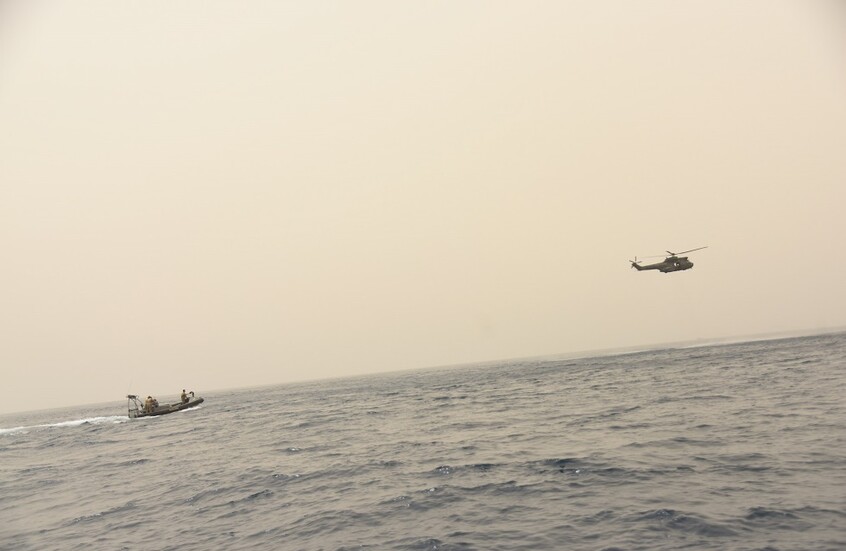 انتشال جثتين وإنقاذ 28 مهاجرا قبالة السواحل التونسية