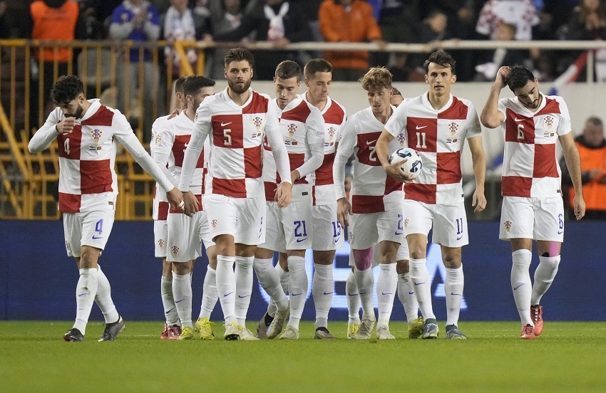 كرواتيا تنجو من الهزيمة وترافق البرتغال إلى دور الثمانية الكبار لدوري الأمم