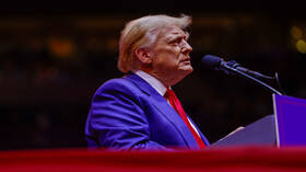 اللعنة!.. ترامب يفترض ما دار في ذهن بوتين وكيم جونغ أون حينما نظرا إلى وجه بولتون (فيديو)