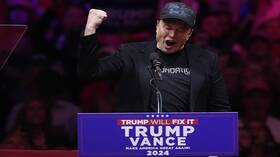 ماسك سيقضي ليلة الانتخابات إلى جانب ترامب