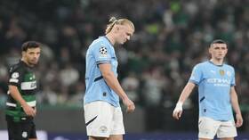 شاهد.. هالاند يهدر ركلة جزاء في ليلة حالكة لفريقه