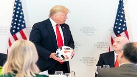 ما مصير كأس العالم والأندية بعد فوزه؟.. رئيس الـ"فيفا" يوجه رسالة لترامب