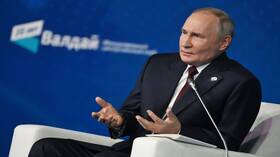 بوتين: روسيا لم تبادر لاستخدام القوة ولكن عند الضرورة سنتخذ جميع التدابير لحماية البلاد