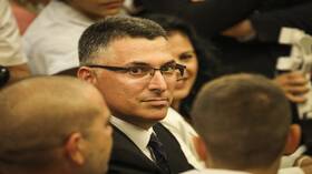 وزير خارجية إسرائيل يغادر "عاجلا" إلى أمستردام