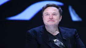 "أكسيوس": إيلون ماسك شارك في محادثة هاتفية بين ترامب وزيلينسكي