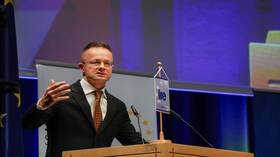 سيارتو: الاتحاد الأوروبي سيضطر لتغيير موقفه إزاء النزاع في أوكرانيا