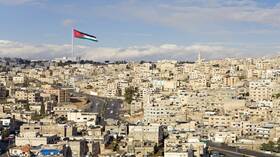 "لعبة الاستفزاز الإسرائيلية".. موشي دايان يكشف سرّ الجرار