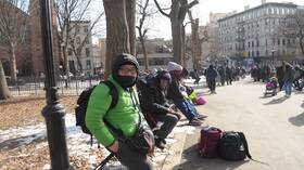 وسائل إعلام: الولايات المتحدة ستبني المزيد من مراكز احتجاز المهاجرين