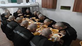 أسير أوكراني يسرد كل ما تعلمه من المدربين الأمريكيين