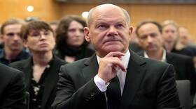 وسائل إعلام: مكتب شولتس كان يحضر للمحادثة مع بوتين منذ أسابيع