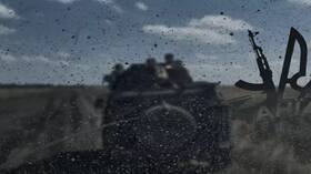 "لا يريد أن يفهم".. عقيد سويسري يستنكر تصرف زيلينسكي في كورسك