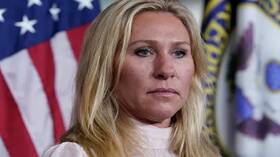 سيناتورة أمريكية تتهم بايدن بمحاولة إشعال حرب عالمية ثالثة بعد سماحه بضرب الأراضي الروسية