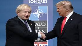 جونسون: لا أعتقد أن ترامب "سيمنح" روسيا النصر في أوكرانيا