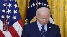 عضو بالكونغرس: بايدن مجرد دميه ويجب عزله بسبب "القرار الصاروخي"