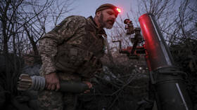 لندن وباريس تتعهدان بمواصلة دعم أوكرانيا رغم ضربة "أوريشنيك"