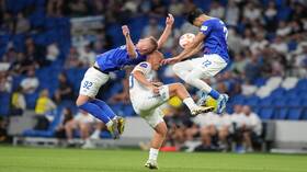 هدف رائع وآخر قاتل.. دينامو موسكو يكتوي بـ"الشعلة".. فيديو