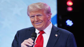 الصين ترد على تعهد ترامب بفرض رسوم جمركية إضافية على منتجاتها