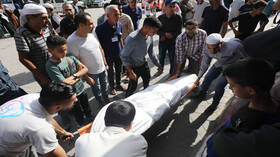 مراسلنا: مقتل 8 فلسطينيين بينهم أطفال في قصف إسرائيلي استهدف مدرسة التابعين في مدينة غزة