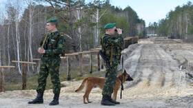 بيلاروس تكشف تفاصيل رمي الأمن البولندي مهاجرا مصريا بعد ضربه بشكل وحشي (صورة)