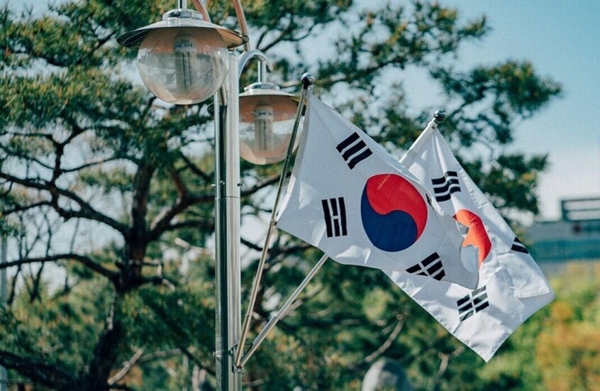 كوريا الجنوبية تناقش توجيه ضربات إلى جارتها الشمالية