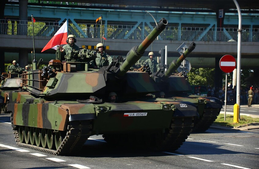 بولندا توقع عقودا لشراء أسلحة بقيمة 30 مليار دولار في 2024