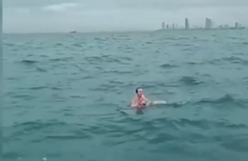 إنقاذ مواطن روسي جرفه تيار البحر قبالة سواحل تايلاند