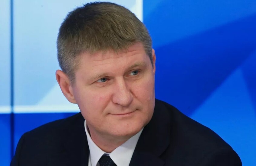 نائب روسي ينتقد رفض زيلينسكي وقف إطلاق النار خلال أعياد الميلاد ويصفه بـ"التجديف"