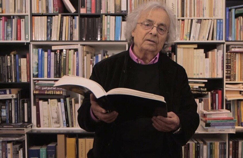 أدونيس يدعو إلى 