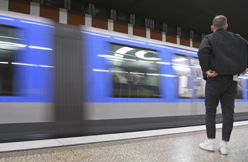 ولاية ألمانية تتجه نحو منع حمل الأسلحة في وسائل النقل العام