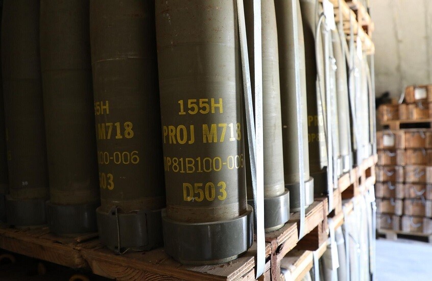 كوريا الشمالية تطور مدافع ذاتية الحركة لتتناسب مع عيار قذائف "الناتو" 155 ملم