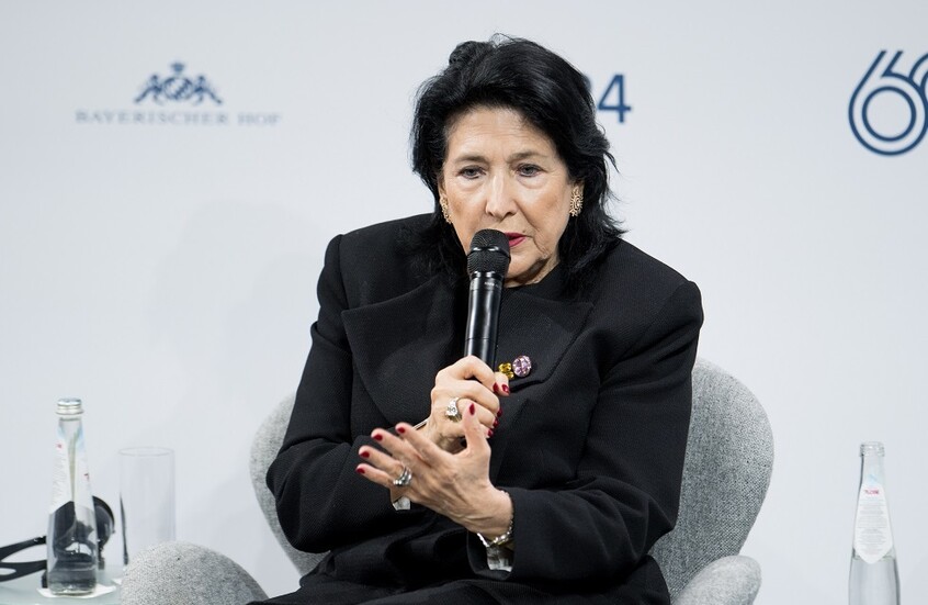 رئيسة جورجيا لا تعتزم مغادرة القصر الرئاسي بعد انتهاء فترة ولايتها