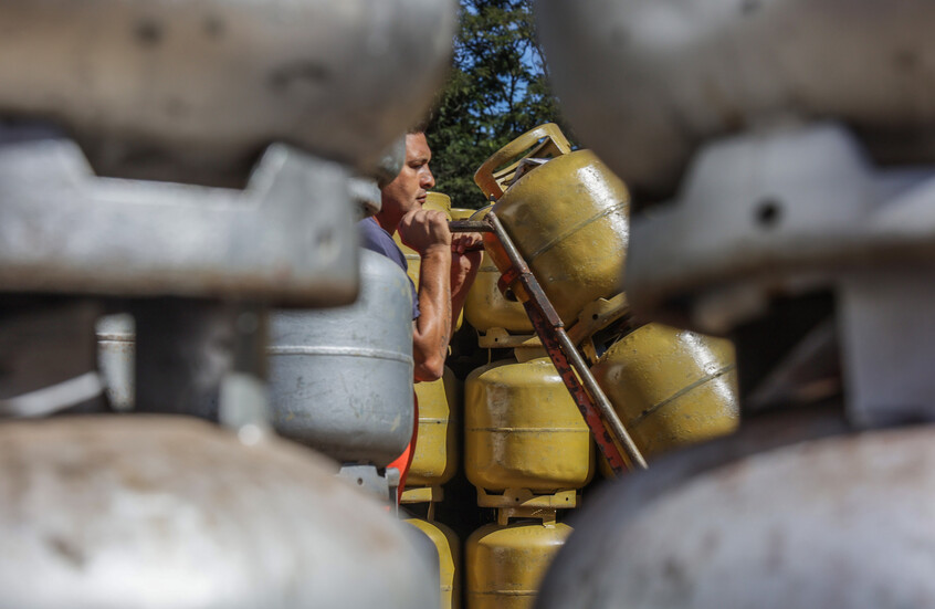 فنزويلا.. مصرع 8 أشخاص بينهم 7 أطفال بانفجار أسطوانة غاز في منزل