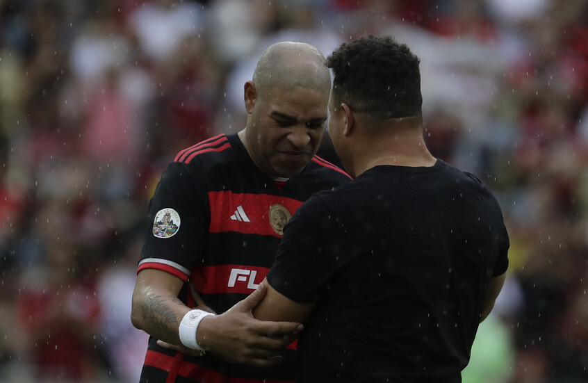 بحضور رونالدو وأساطير البرازيل والعالم.. "الإمبراطور" يسدل الستار على مسيرته