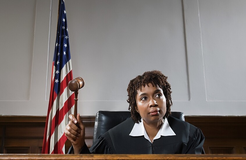 اتهام رجلين بتوريد أسلحة أمريكية لإيران تسببت بمقتل 3 عسكريين أمريكيين بالأردن