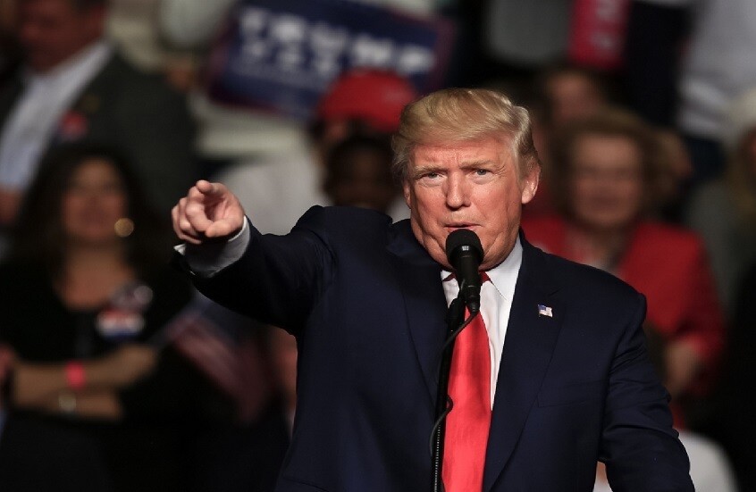 وزير الخارجية الأوكراني السابق يحذر كييف: ترامب لن ينسى محاولات عزله