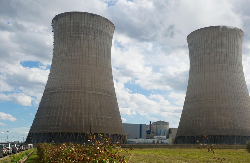 8 محطات جديدة بحلول 2050.. فرنسا تعتزم تشغيل مفاعل نووي بعد تأخير دام 12 عاما