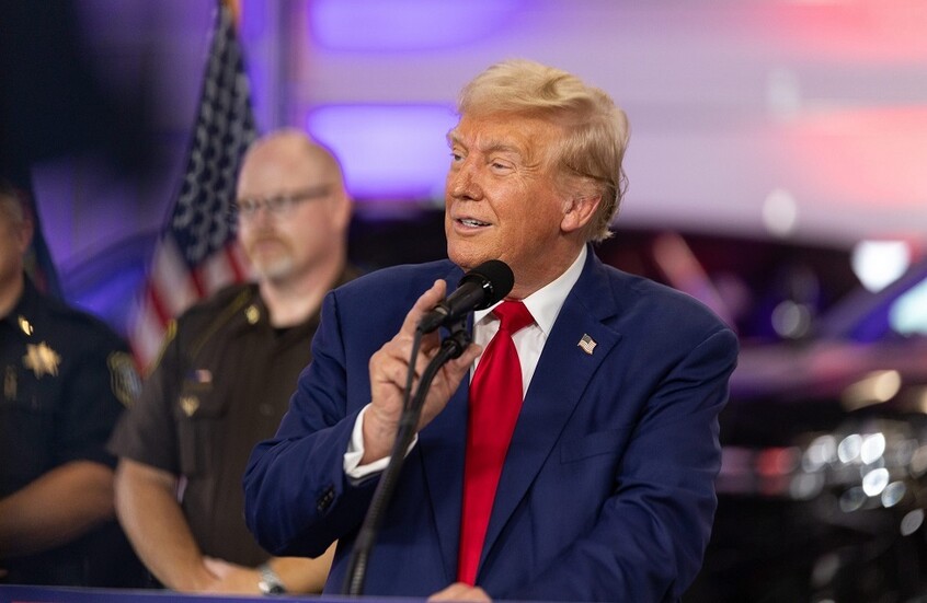 "فكرة عظيمة".. ترامب يقترح مجددا جعل كندا الولاية الأمريكية "رقم 51"